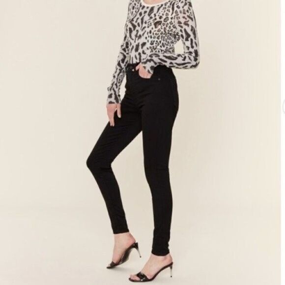 Levis denim legging NWOT 28X32 dark wash blue BoxH - Picture 1 of 7